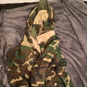 Dual layer cameo coat.